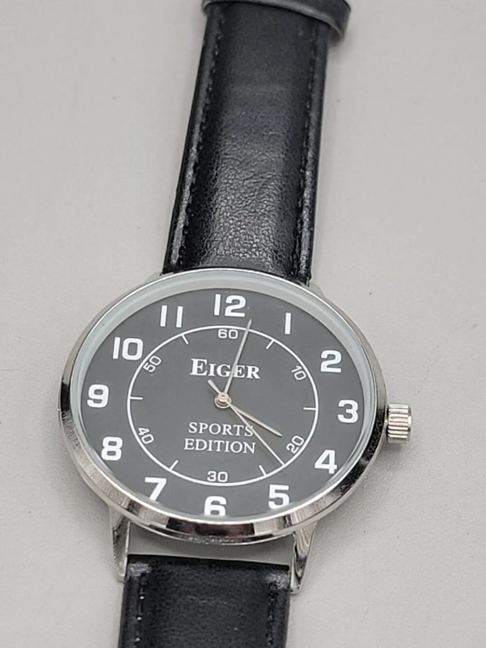 Eiger Mens Watch Sports Edition Quartz  Large 41mm Dial 8.5